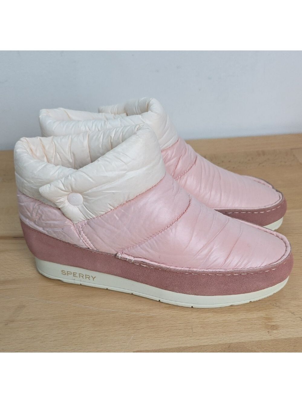 Sperry Pink and Cream Quilted Slip-On Clog Boots Women 10 Used